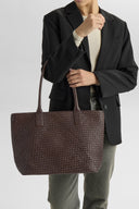 WrenMBG Shopper, Weave