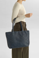 WrenMBG Shopper, Weave