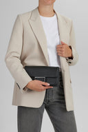 MagdaMBG Clutch, Grain