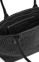 WrenMBG Shopper, Weave